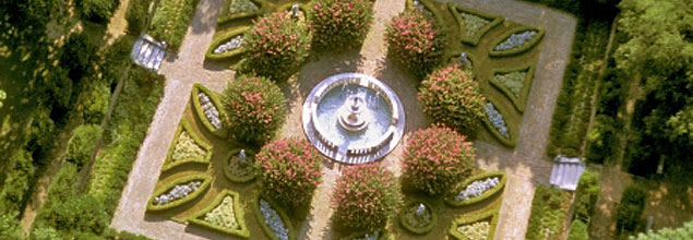 The Elizabethan Gardens