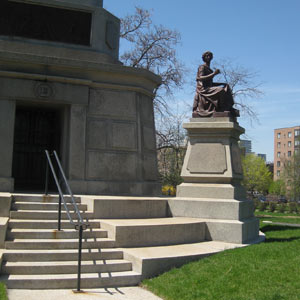 Stephen Douglas Monument Park