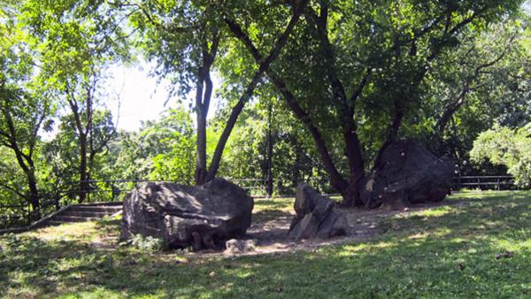 NY_NYC_IshamPark_02_DianeLove_2012_Signature.jpg NY_NYC_IshamPark_02_DianeLove_2012_Signature.jpg