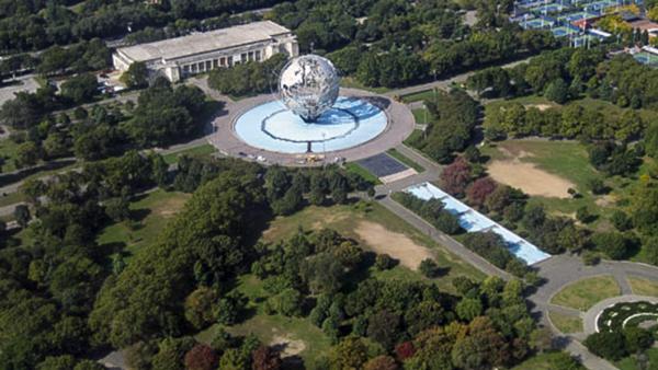 WorldsFairNY2-CB-2010_Signature.jpg WorldsFairNY2-CB-2010_Signature.jpg