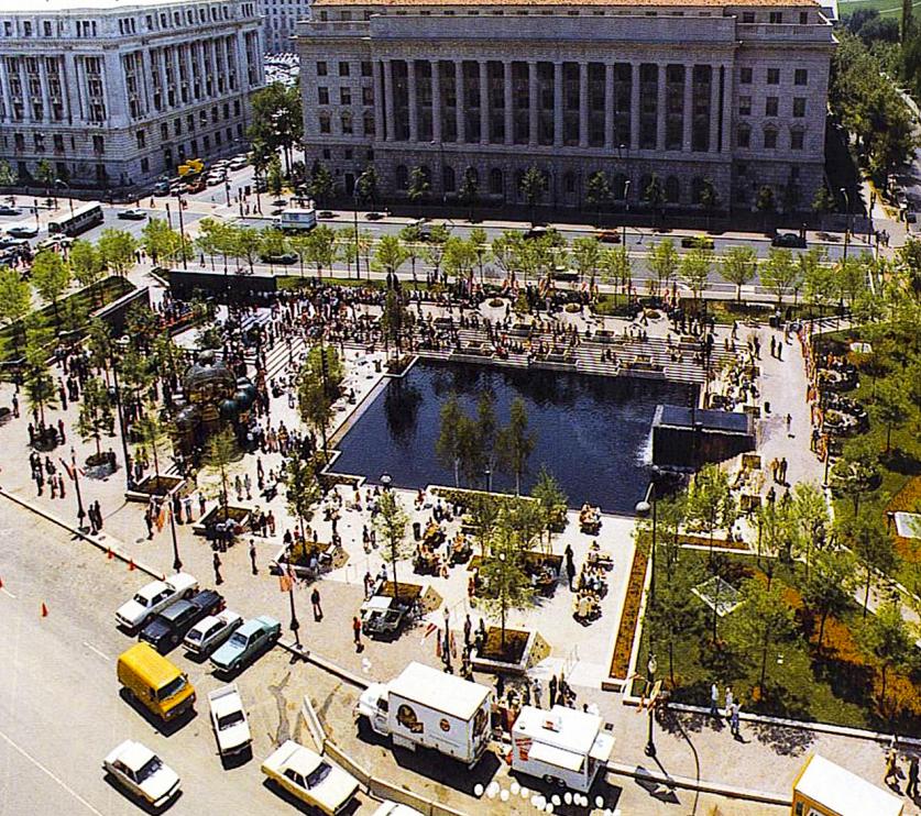 PershingPark_feature_CourtesyMPaulFriedbergPartners_2010.jpg Pershing Park, soon after it was completed