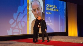 Charles A. Birnbaum receiving the ASLA Medal