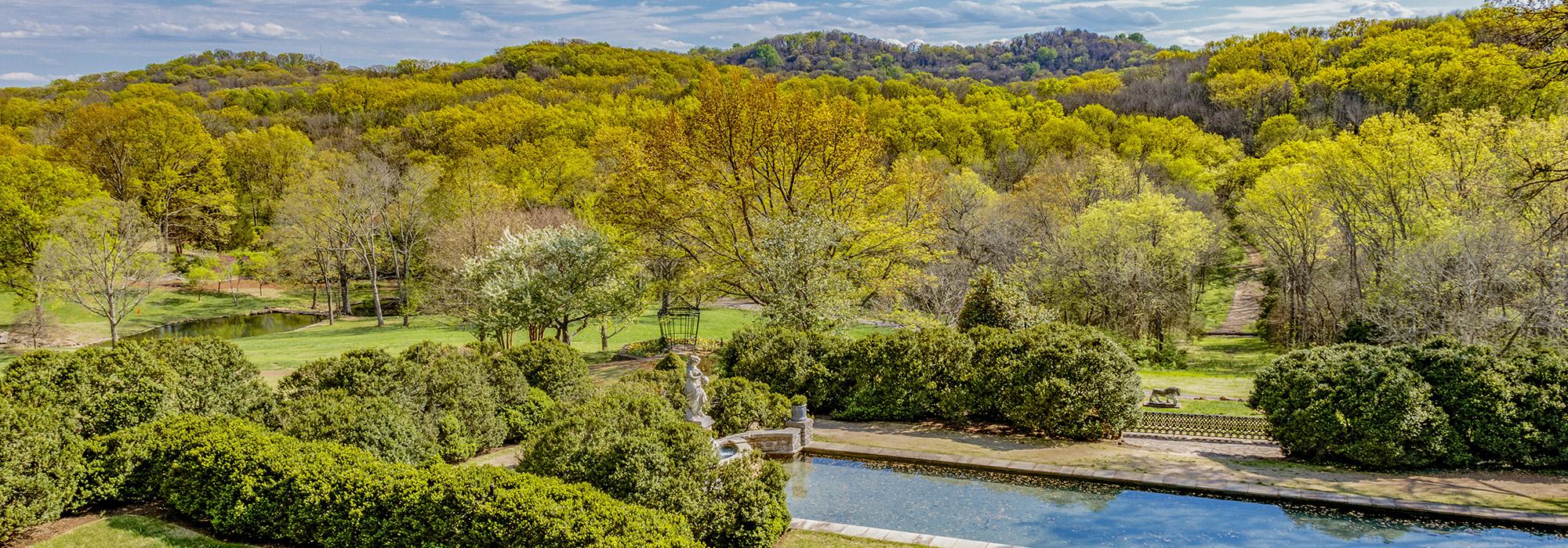 TN_Nashville_Cheekwood_byMichaelHicks-Flickr_2016_042_Hero.jpg TN_Nashville_Cheekwood_byMichaelHicks-Flickr_2016_042_Hero.jpg