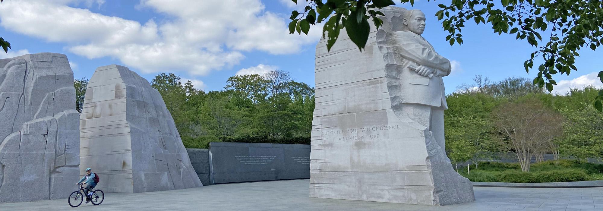 Washington_DC_MartinLutherKingJrMemorial_byCharlesABirnbaum_18042020_042-Hero.jpg Washington_DC_MartinLutherKingJrMemorial_byCharlesABirnbaum_18042020_042-Hero.jpg