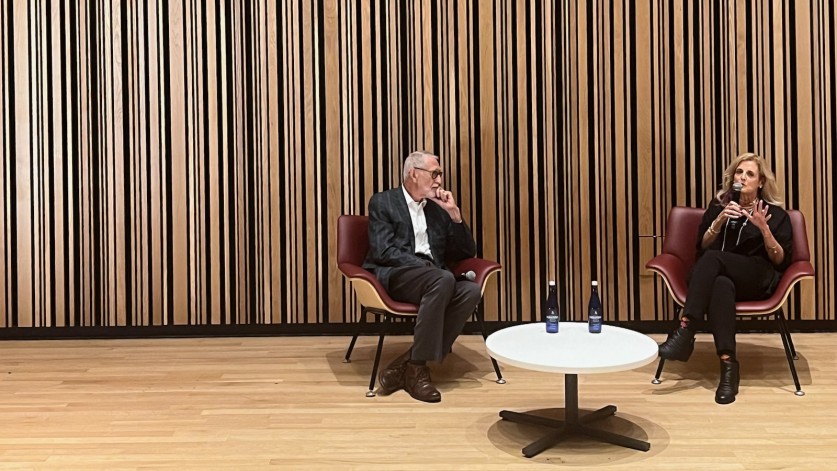 Laurie Olin and Gina Angelone sitting and speaking.