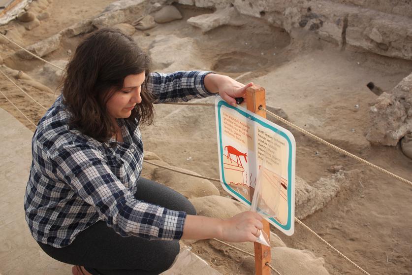 Installing interpretive panels at the World Heritage Site of Çatalhöyük, Turkey