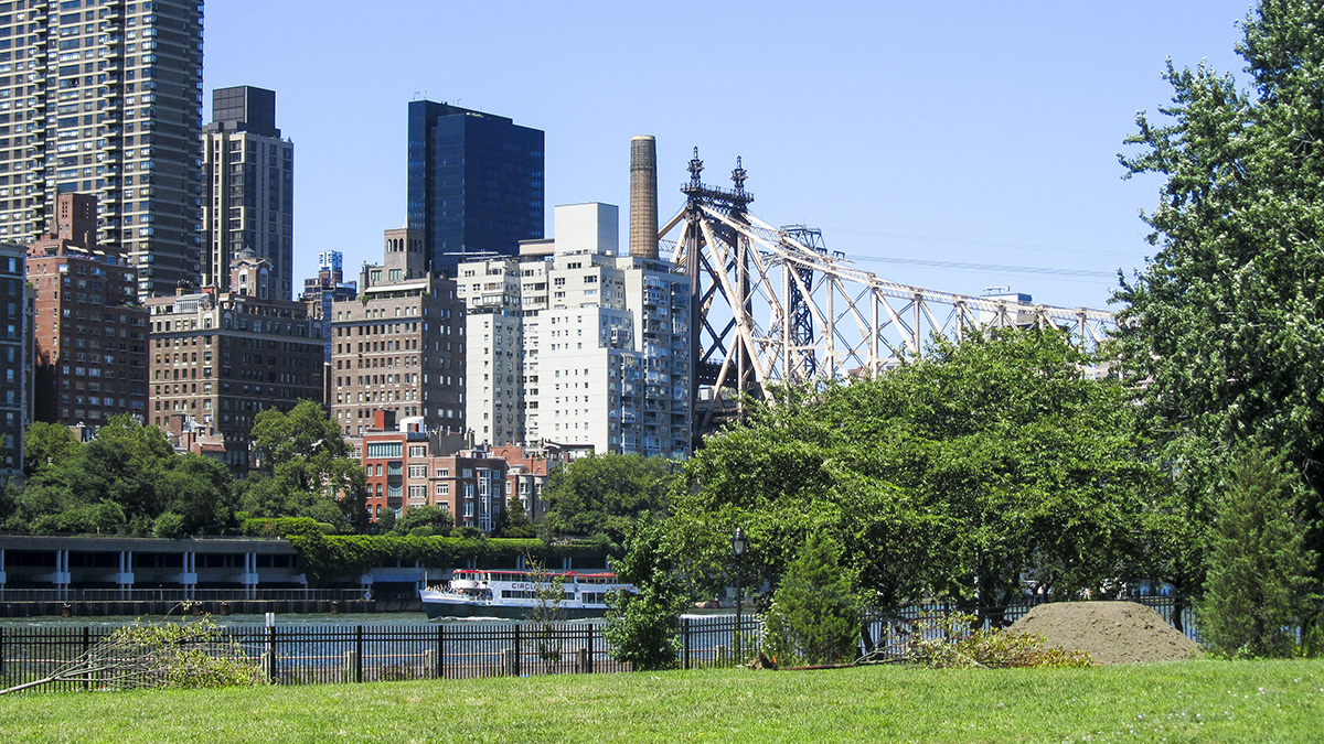 Southpoint Park, NY, feature